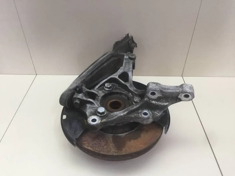 Кулак поворотный передний левый Chevrolet Cruze (J300) 2009-2016