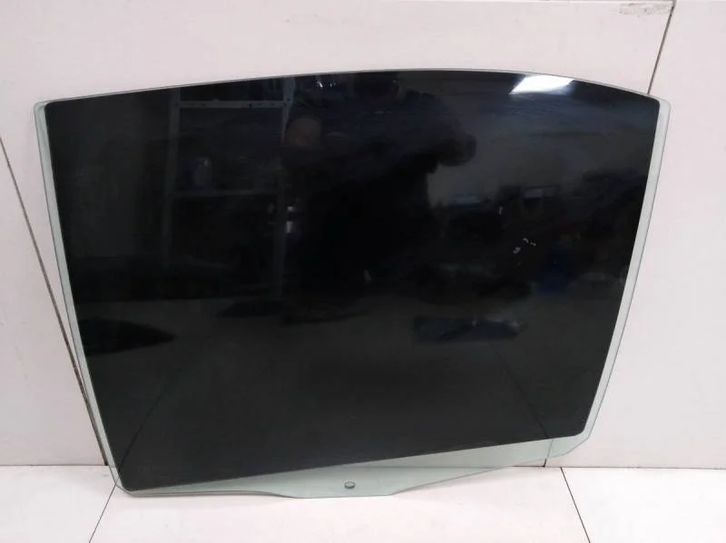 Стекло двери задней левой BMW 5-series E39 1995-2003