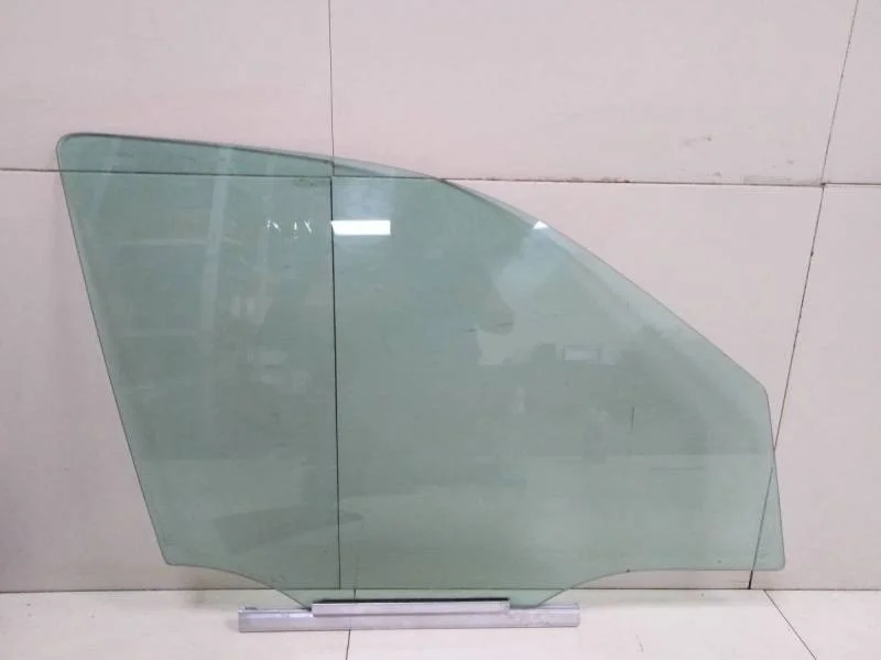 Стекло двери передней правой Mercedes-Benz ML-Class (W163) 1998-2004