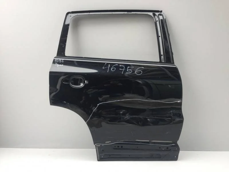 Дверь задняя правая Volkswagen Tiguan (5N1) 2007-2011