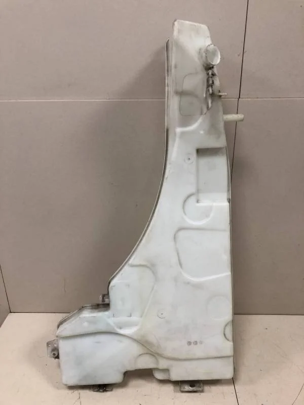 Бачок омывателя лобового стекла BMW X5 E70 2007-2013