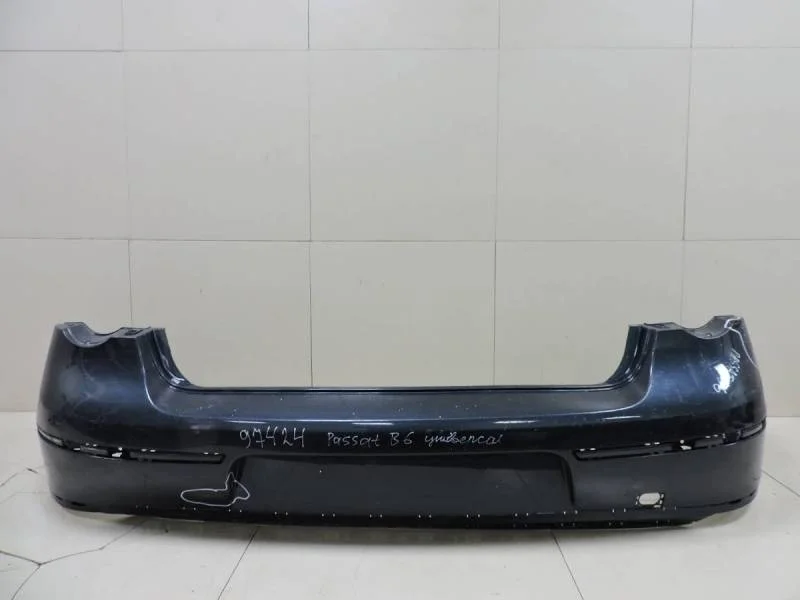 Бампер задний Volkswagen Passat B6 2005-2010