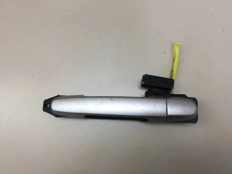 Ручка двери задней наружная левая Toyota Corolla E120 2001-2007