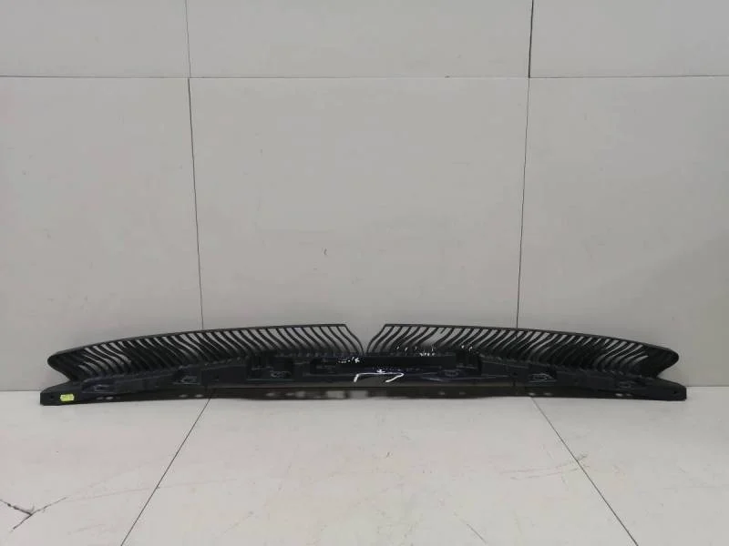 Кронштейн заднего бампера Volkswagen Tiguan 2017>