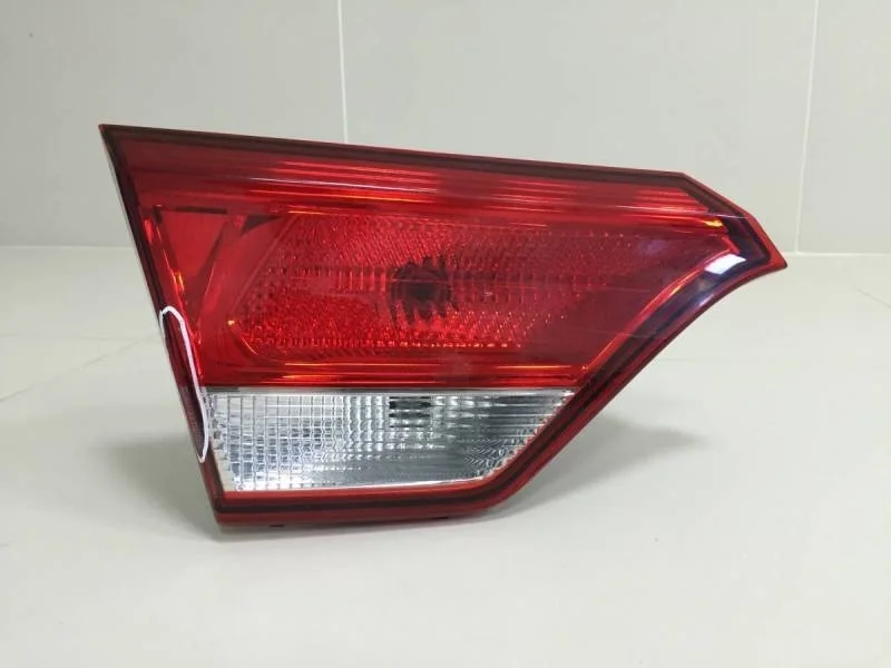 Фонарь задний внутренний левый Kia Rio 4 (FB) 2017>