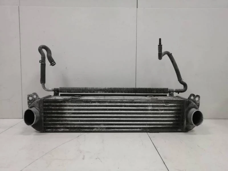 Интеркулер Land Rover Discovery 3 2004-2009