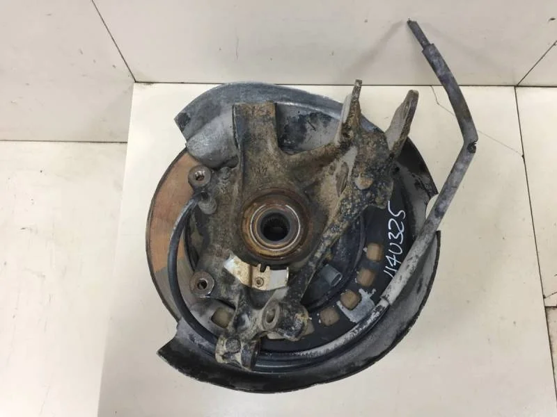 Кулак поворотный задний левый Volkswagen Touareg (7L) 2002-2010