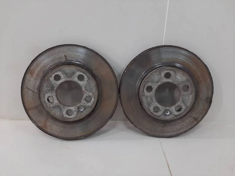 Диск тормозной передний Volkswagen Polo (Sed RUS) 2011>