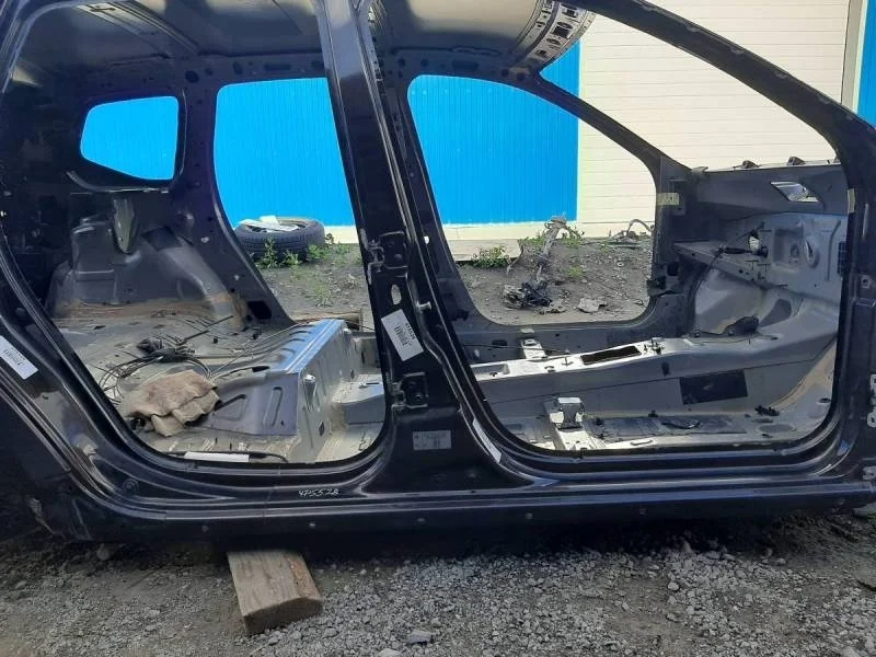 Порог со стойкой правый Renault Duster 2012>