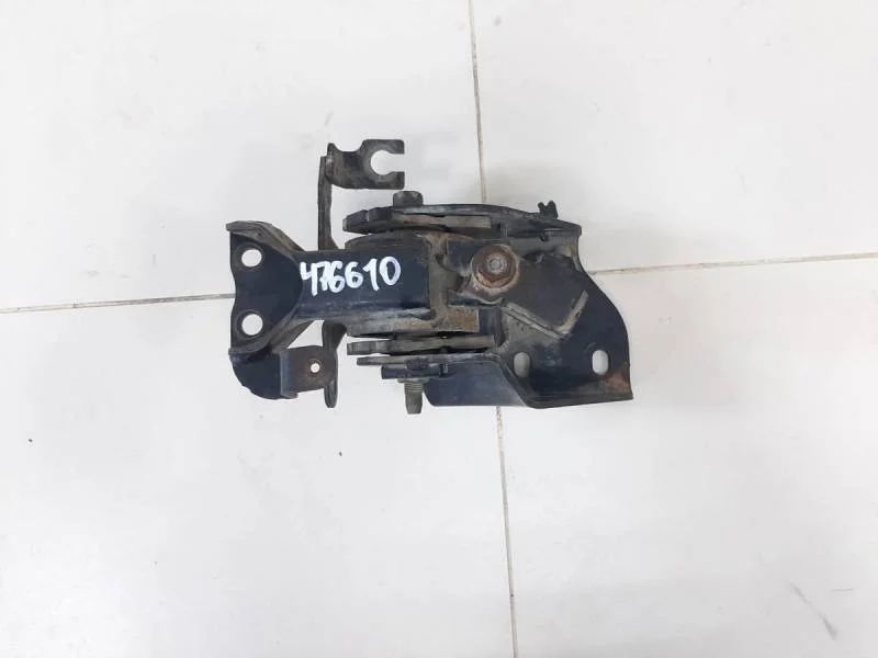 Опора двигателя левая Mazda Familia (BJ) 1998-2003