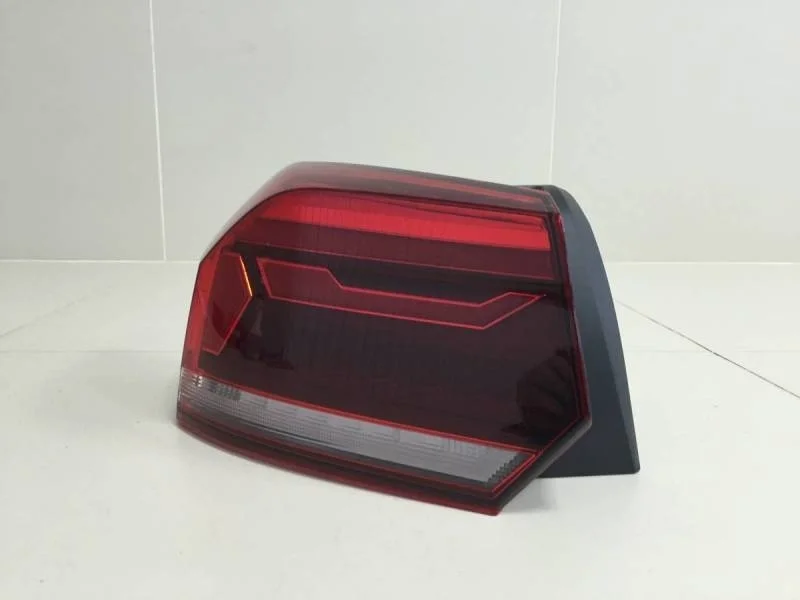 Фонарь задний наружный левый Volkswagen Polo (Mk6) 2020>