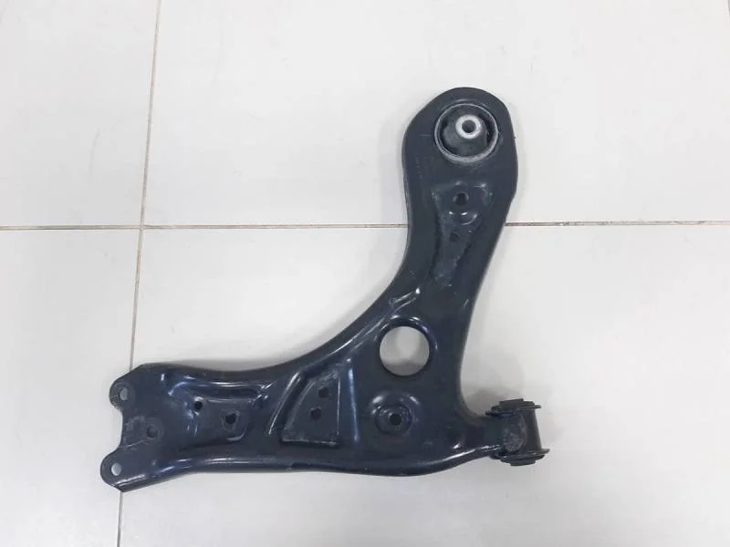 Рычаг передний правый Volkswagen Polo (Sed RUS) 2011>