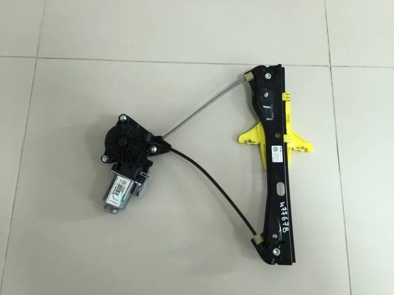 Стеклоподъемник электр. задний левый Volkswagen Polo (Sed RUS) 2011>