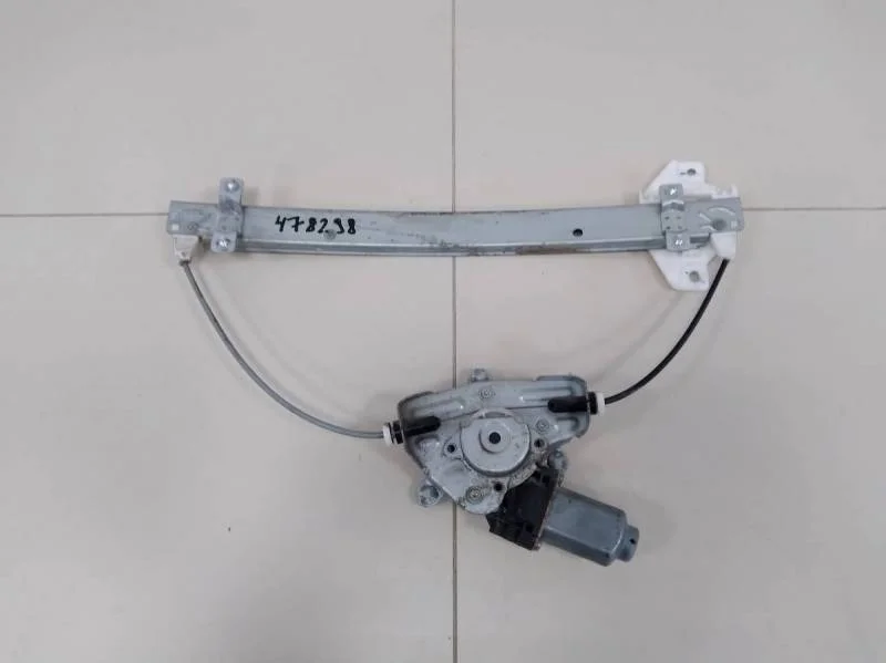 Стеклоподъемник электр. задний левый Hyundai Solaris 2010-2017