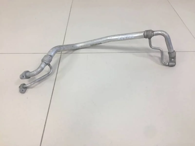 Трубка кондиционера Skoda Octavia (A7) 2013>