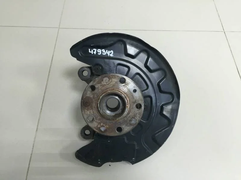 Кулак поворотный передний левый Skoda Octavia A8 2019>