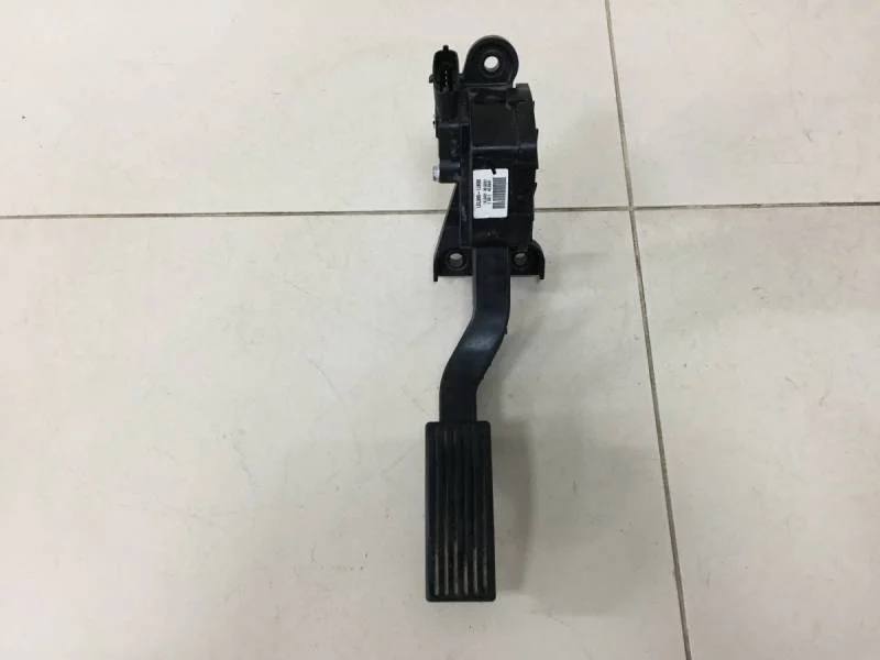 Педаль газа Kia Rio 3 (UB) 2011-2017
