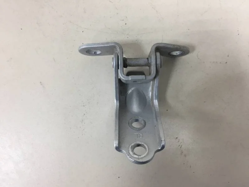 Петля двери задней левой нижняя Kia Rio 3 (UB) 2011-2017