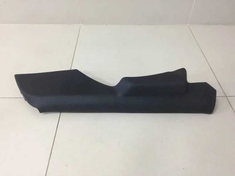 Обшивка стойки Volkswagen Polo (Sed RUS) 2011>