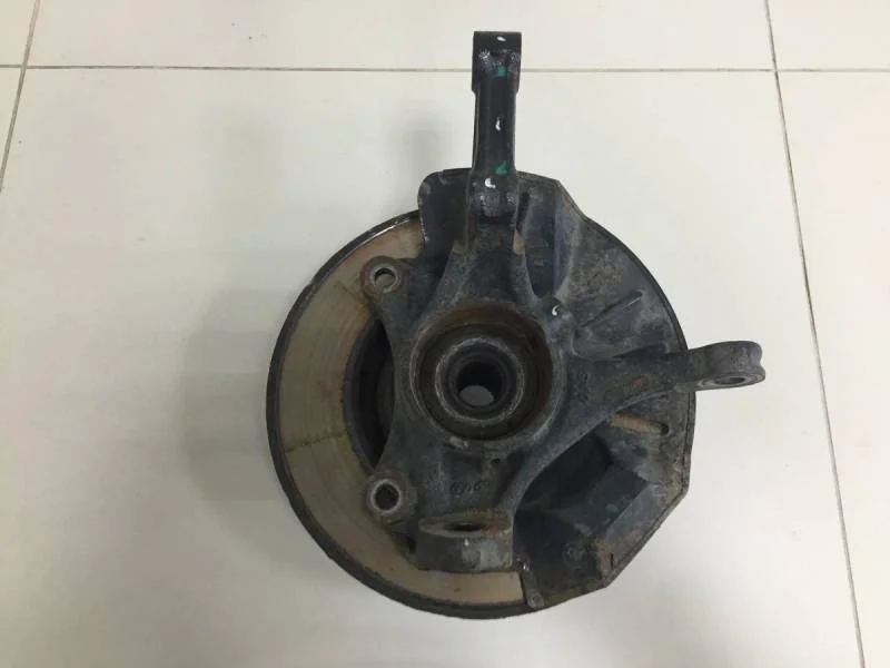 Кулак поворотный передний правый Hyundai Solaris 2017>