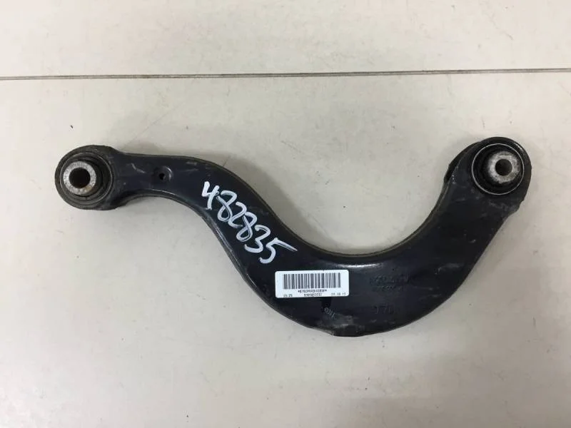 Рычаг задний верхний Skoda Yeti 2009>