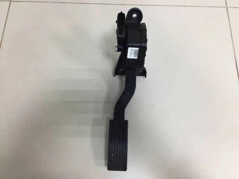 Педаль газа Hyundai Solaris 2010-2017