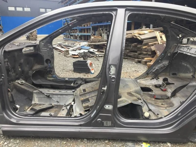 Порог со стойкой левый Hyundai Solaris 2010-2017