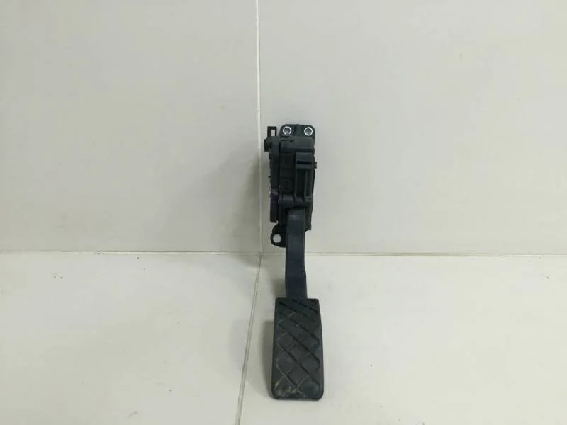 Педаль газа Volkswagen Polo (Sed RUS) 2011>