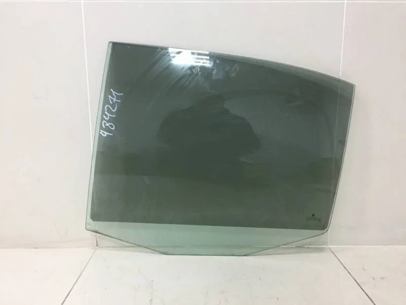 Стекло двери задней левой Skoda Octavia (A4 1U-) 2000-2011