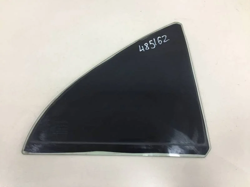 Стекло двери задней правой (форточка) Toyota Avensis (T250) 2003-2009