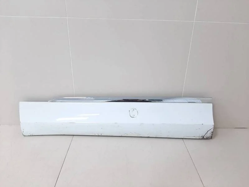 Молдинг передней левой двери Volkswagen Tiguan 2017>