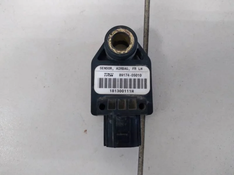 Датчик AIR BAG Toyota Avensis (T250) 2003-2009