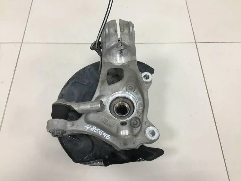 Кулак поворотный передний левый Skoda Karoq 2017>