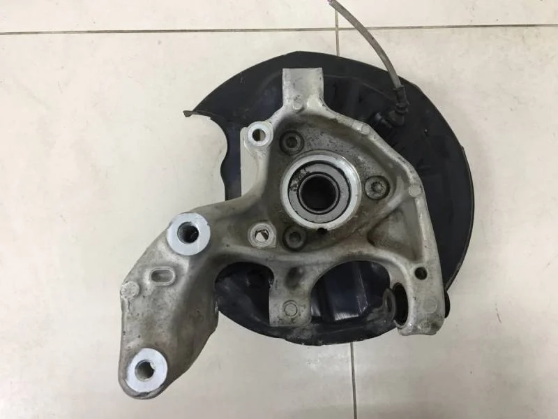 Кулак поворотный задний правый Volkswagen Tiguan 2017>