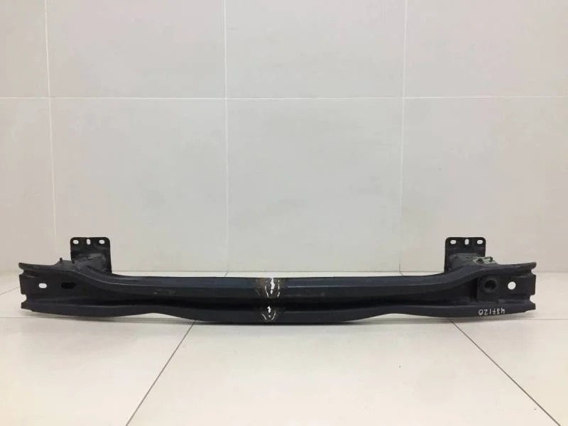 Усилитель заднего бампера Volkswagen Tiguan 2017>