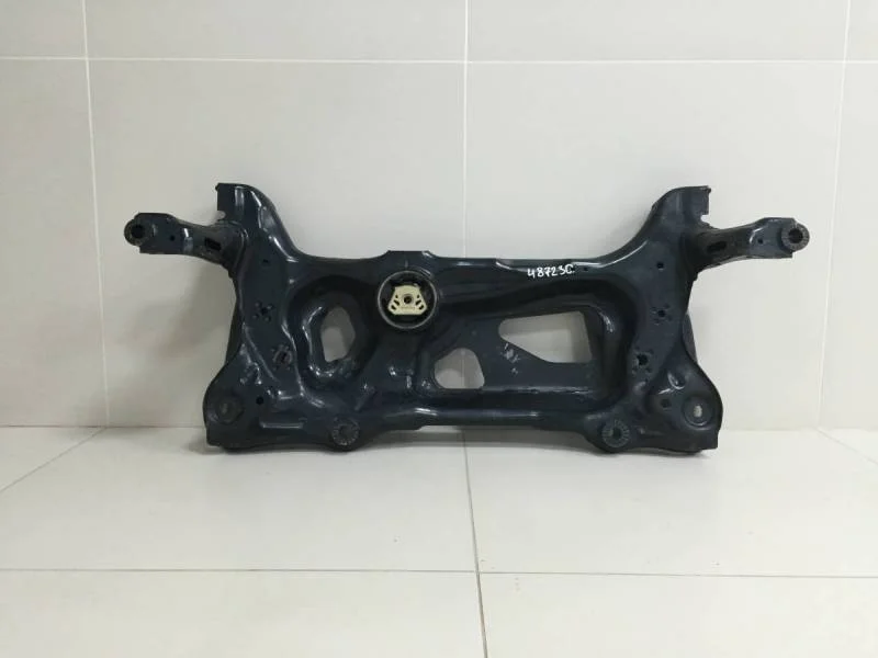 Балка подмоторная Volkswagen Tiguan 2017>