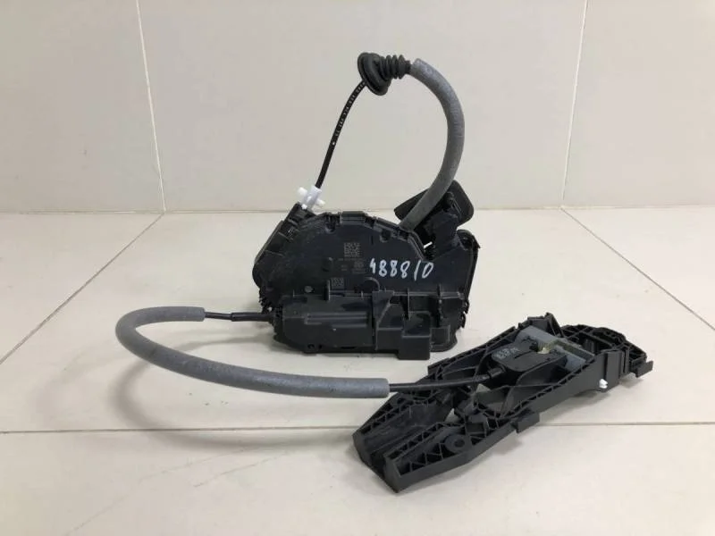 Замок двери задней левой Volkswagen Polo (Mk6) 2020>