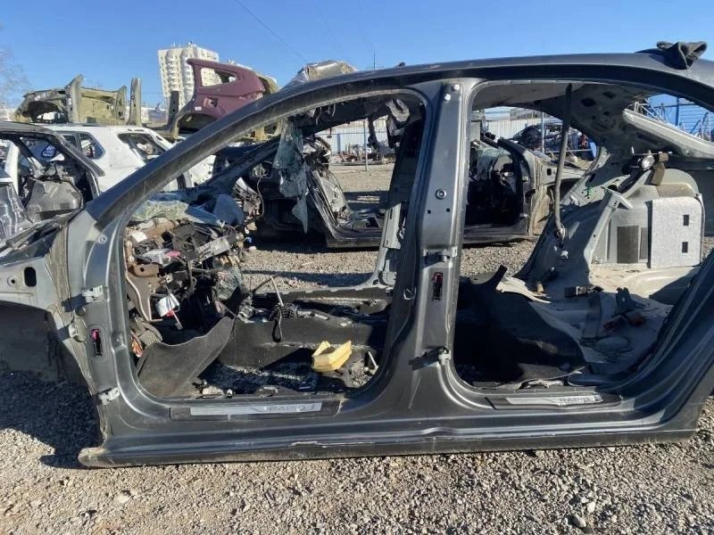 Порог со стойкой левый Skoda Rapid 2019>