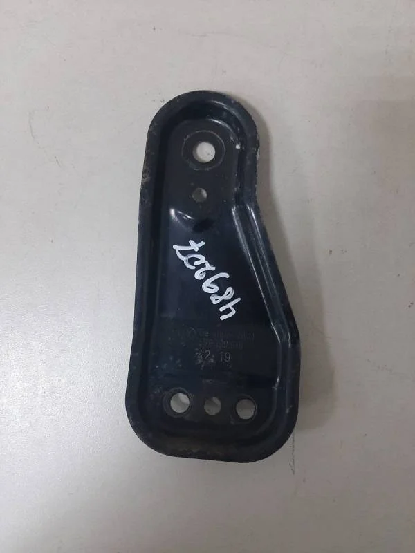 Кронштейн переднего рычага Volkswagen Polo (Sed RUS) 2011>