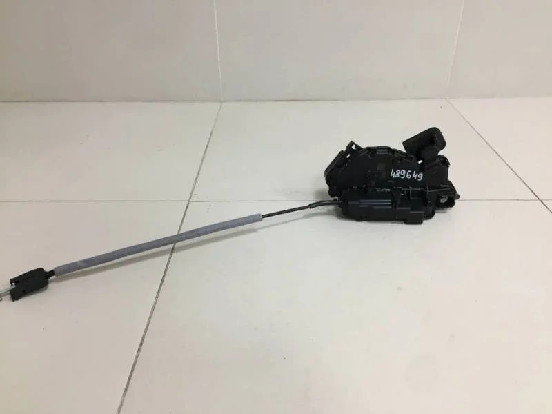 Замок двери передней левой Skoda Kodiaq 2016>