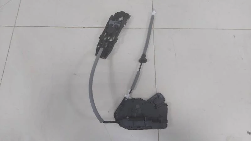 Замок двери задней левой Volkswagen Taos 2020>