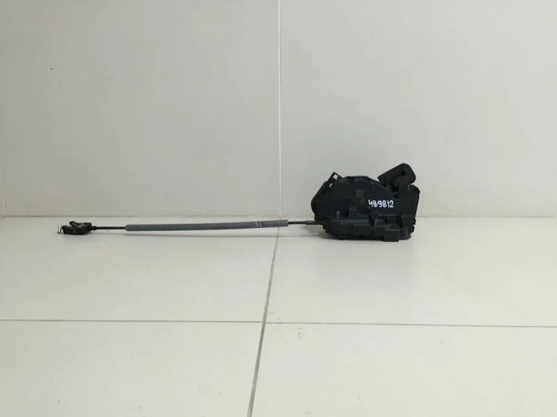 Замок двери задней левой Volkswagen Polo (Mk6) 2020>