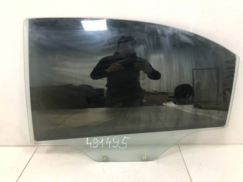 Стекло двери задней левой Chevrolet Aveo T250 2005-2011