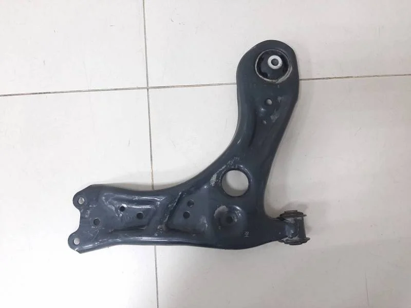 Рычаг передний правый Volkswagen Polo (Mk6) 2020>