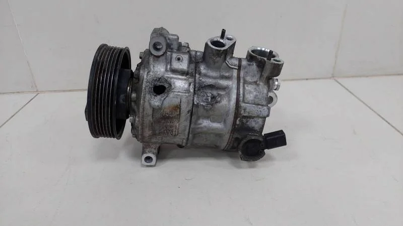 Компрессор системы кондиционирования Volkswagen Polo (Mk6) 2020>