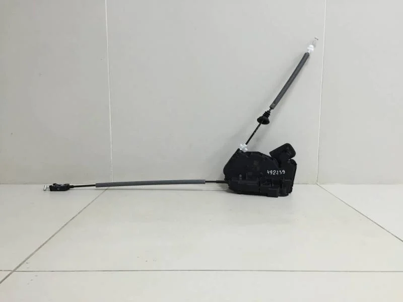 Замок двери задней левой Volkswagen Polo (Mk6) 2020>