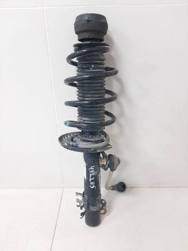 Амортизатор передний Skoda Rapid 2019>