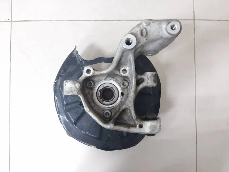 Кулак поворотный задний левый Skoda Kodiaq 2016>