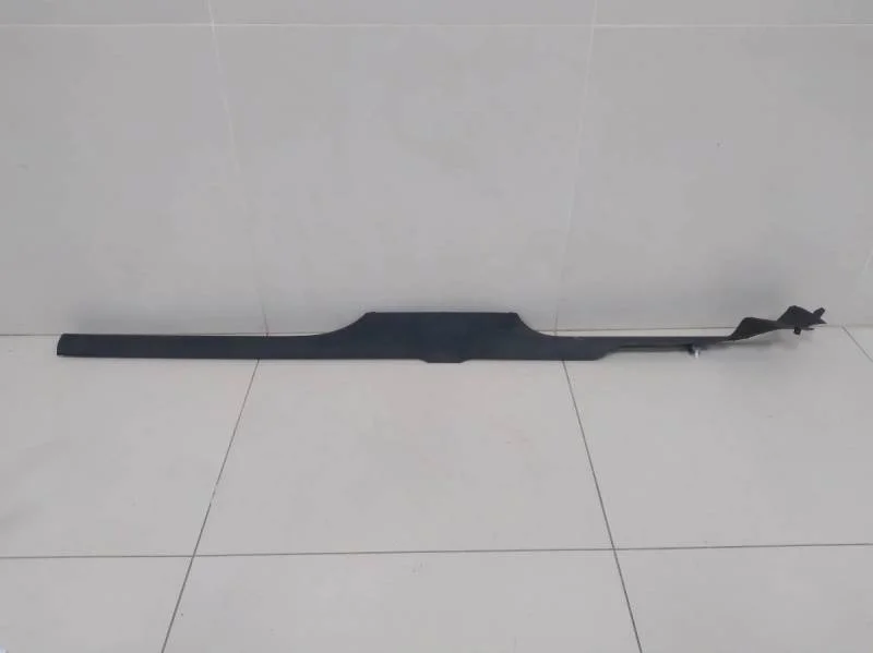 Накладка порога (внутренняя) Skoda Rapid 2012-2020