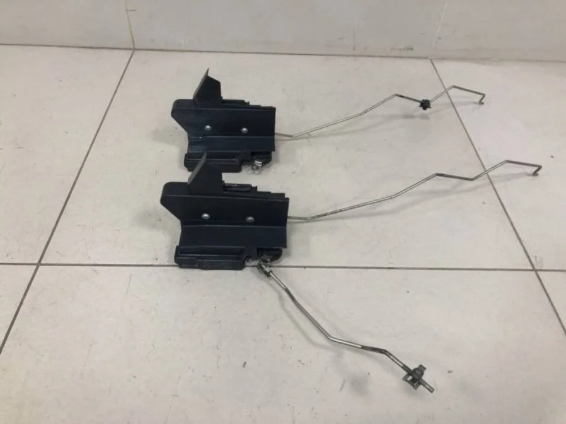 Замок двери передней правой Renault Logan (2) 2014>